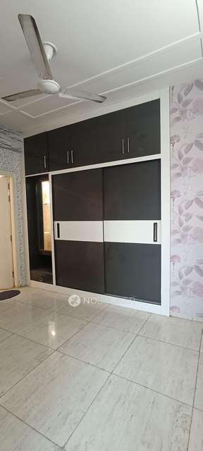 3 BHK Flat In Ajnara Ambrosia  For Sale  In Sector 118