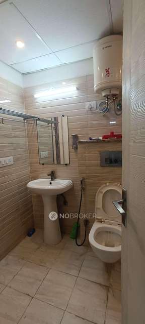 3 BHK Flat In Ajnara Ambrosia  For Sale  In Sector 118