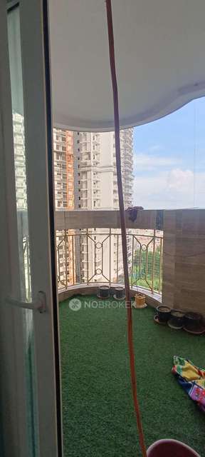 3 BHK Flat In Ajnara Ambrosia  For Sale  In Sector 118