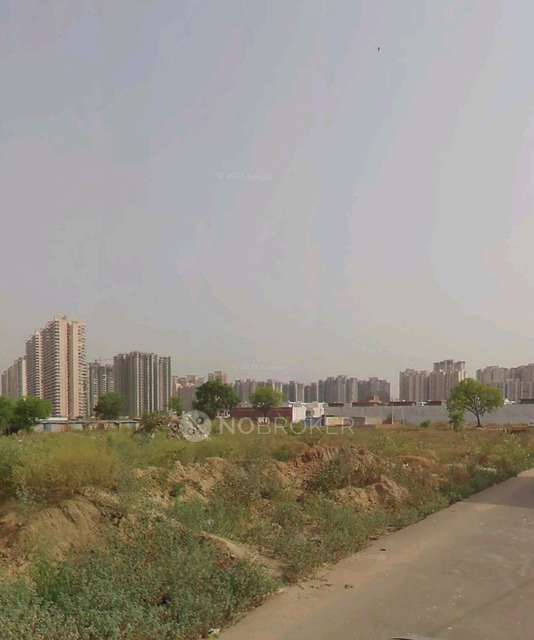 Plot For Sale  In Neelkanth Enclave In Panchsheel Greens 2