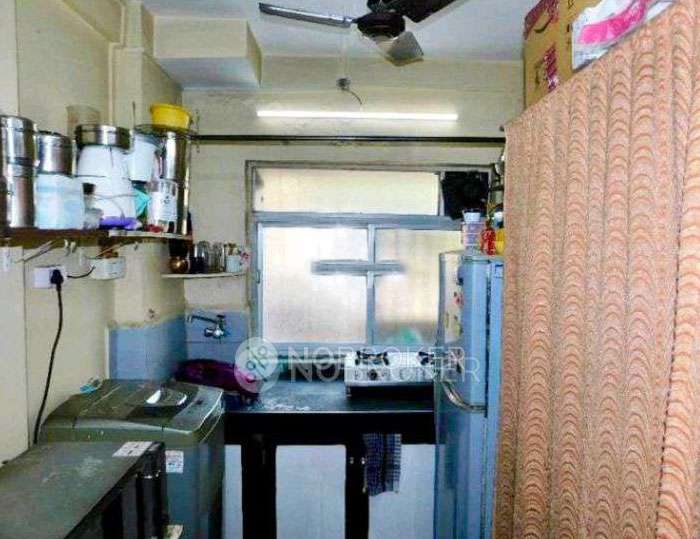 1 BHK Flat In Sharadha Building-a For Sale  In Kandivali East