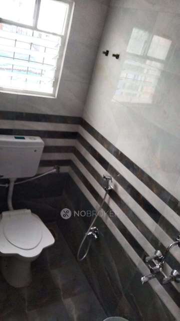 Shared Room for Male In 4 BHK  In Handewadi