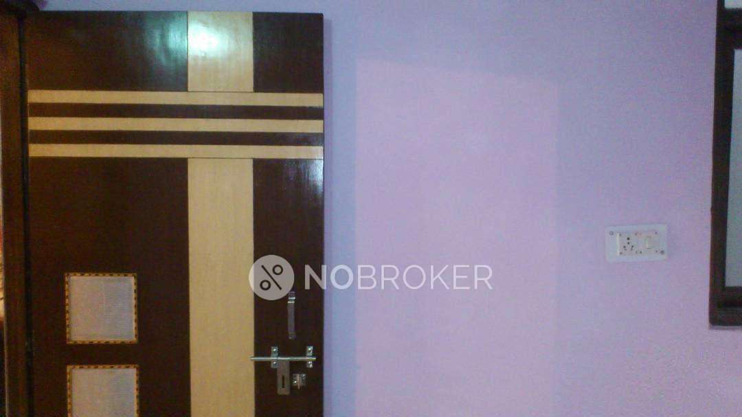 3 BHK Flat In Standalone Building  For Sale  In Uttam Nagar