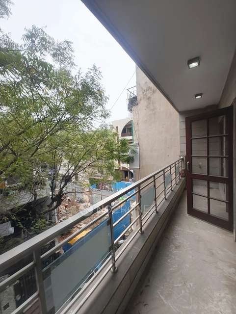 3 BHK Flat In Raja Garden, Delhi For Sale  In Raja Garden