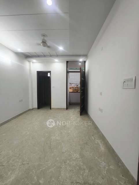 3 BHK Flat In Raja Garden, Delhi For Sale  In Raja Garden