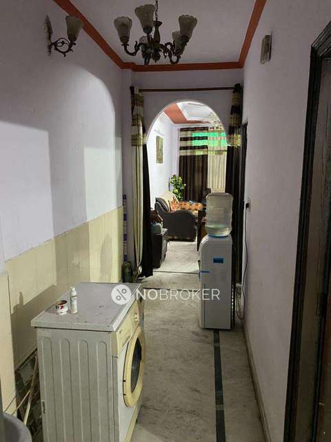 2 BHK Flat In Standalone Building  For Sale  In Rohini