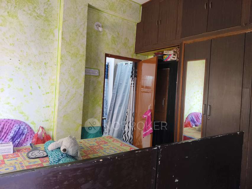 2 BHK Flat In Balaji Towers For Sale  In Miyapur