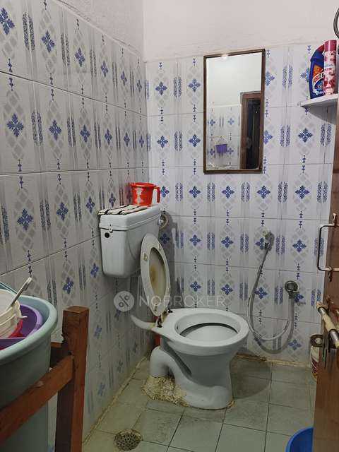 2 BHK Flat In Balaji Towers For Sale  In Miyapur