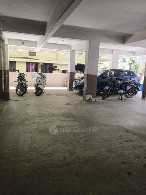 2 BHK Flat In Balaji Towers For Sale  In Miyapur