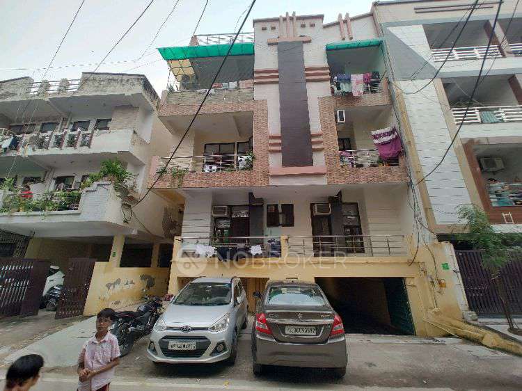2 BHK Flat In M-20 For Sale  In M-20