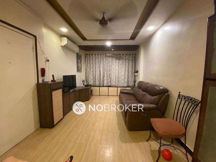 1 BHK Flat In Shrikumar Chs For Sale  In Santacruz East