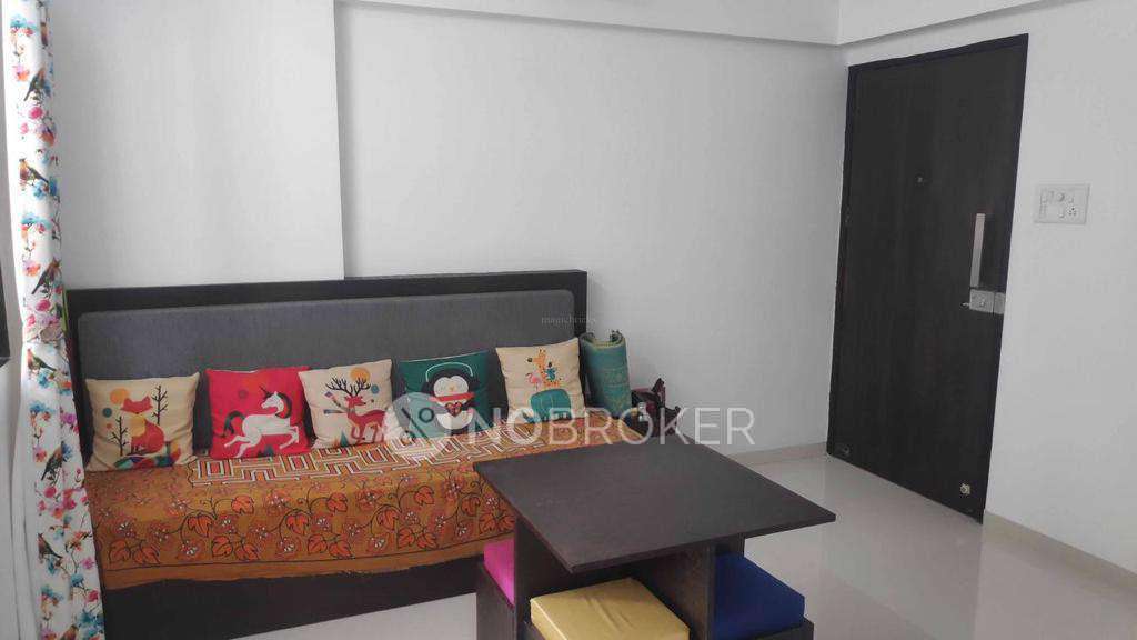 1 BHK Flat In Vedic Heights For Sale  In Kandivali West