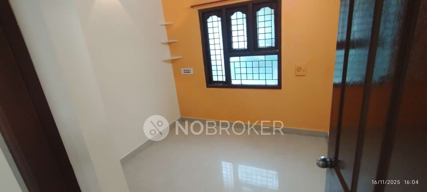 1 BHK Flat In Emarald Vgk Apartments For Sale  In Tambaram