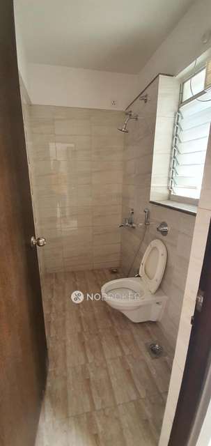 2 BHK Flat In Amanora Victory Towers - Sainik City For Sale  In Mundhwa