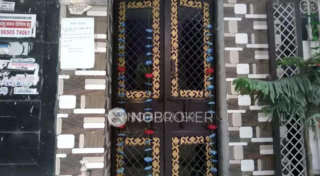 1 BHK Flat In Standalone Building  For Sale  In Shakarpur