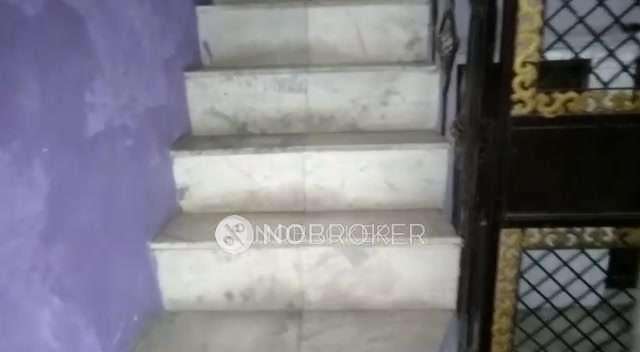1 BHK Flat In Standalone Building  For Sale  In Shakarpur