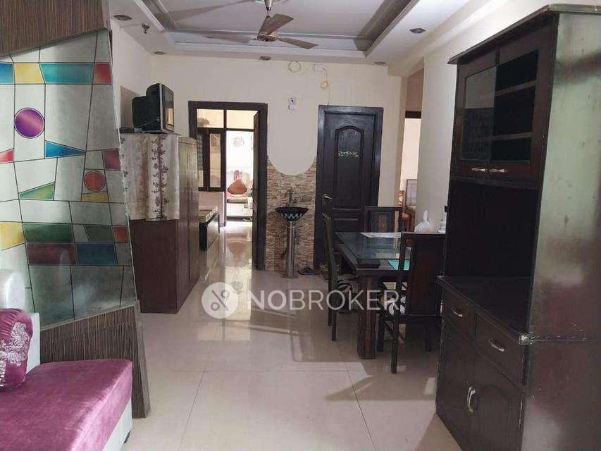 3 BHK Flat In Amrapali Village I For Sale  In Indirapuram