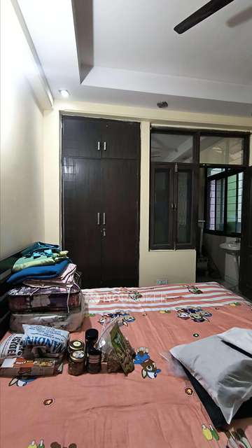 3 BHK Flat In Amrapali Village I For Sale  In Indirapuram