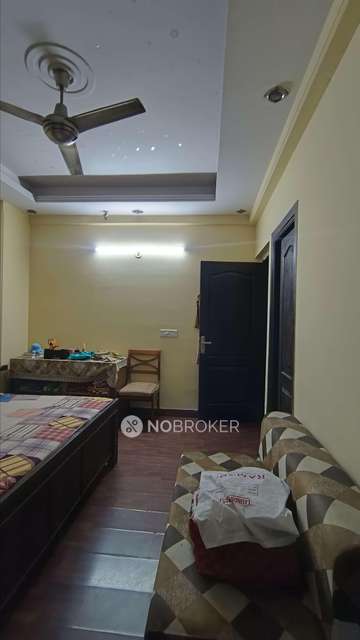 3 BHK Flat In Amrapali Village I For Sale  In Indirapuram
