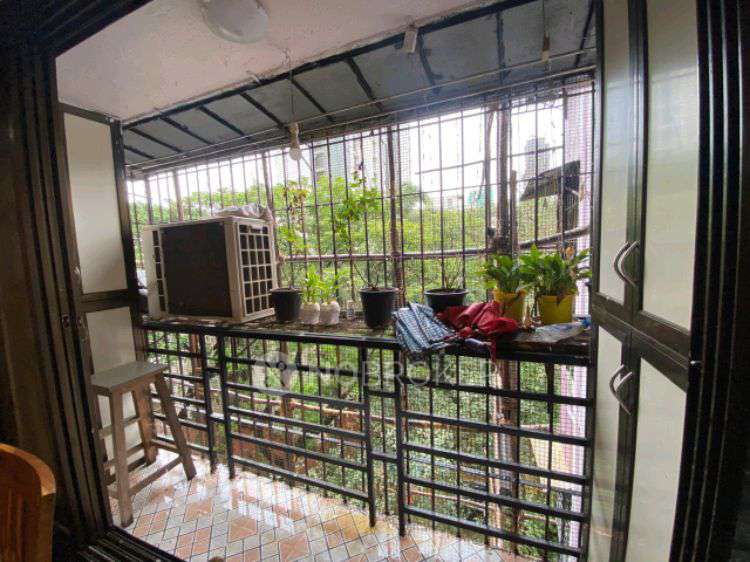 2 BHK Flat In Pradnya Chs For Sale  In Ashtavinayak Nagar