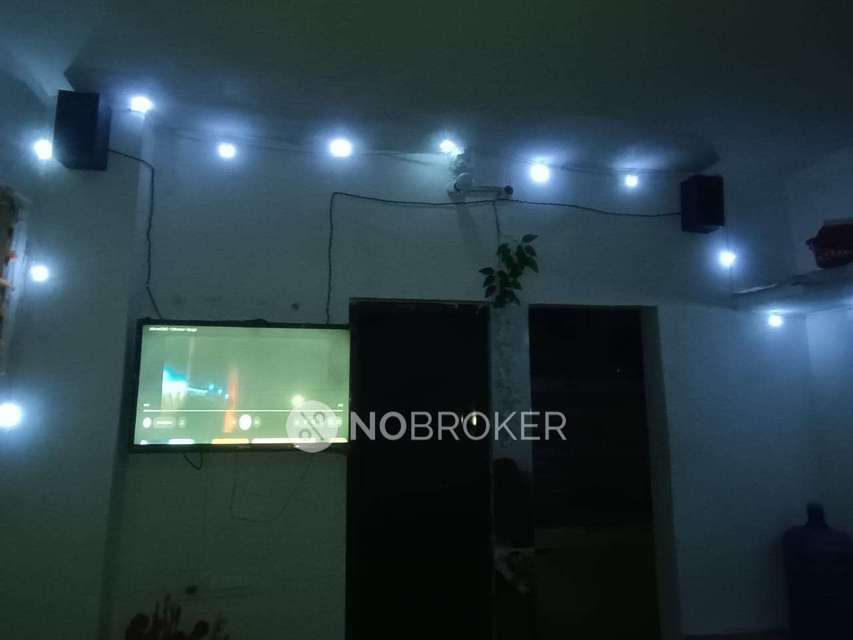 1 BHK House for Rent  In Sector 44