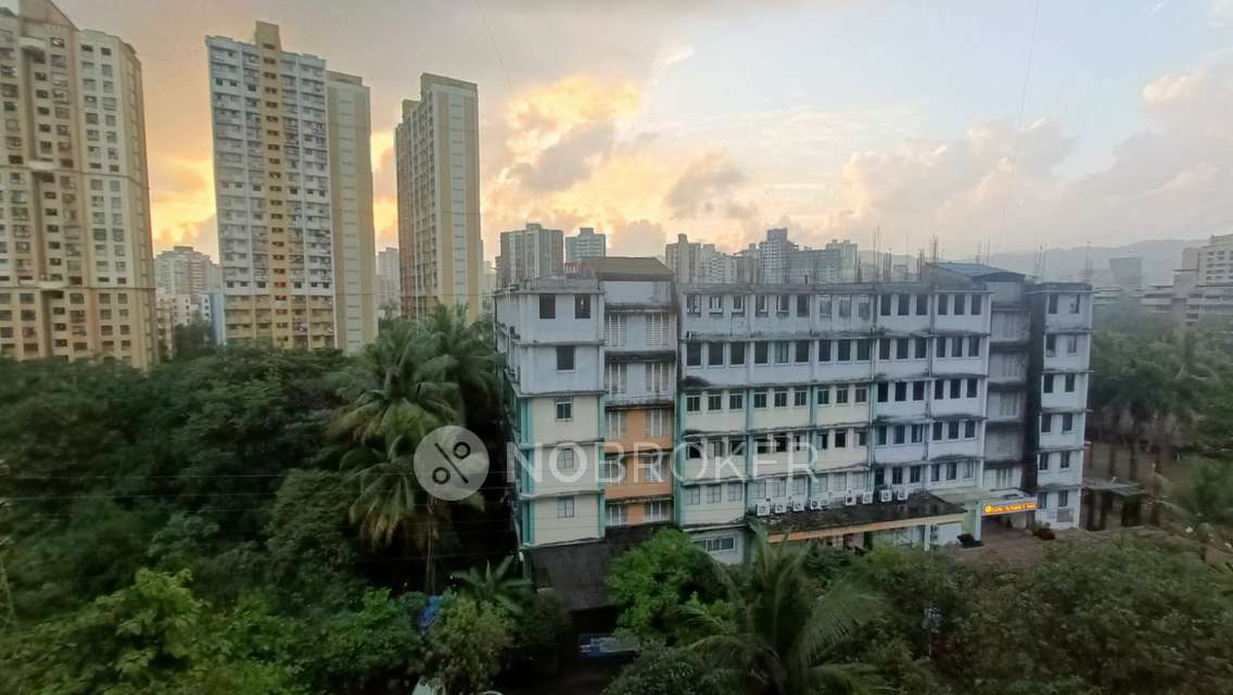 2 BHK Flat In Prestige Siesta For Sale  In Mulund West