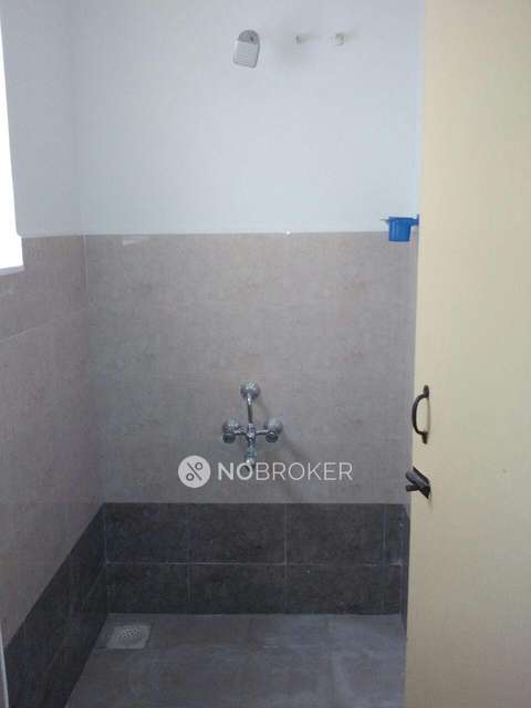 2 BHK Flat In Arun Excello Atana For Sale  In Karanaithangal