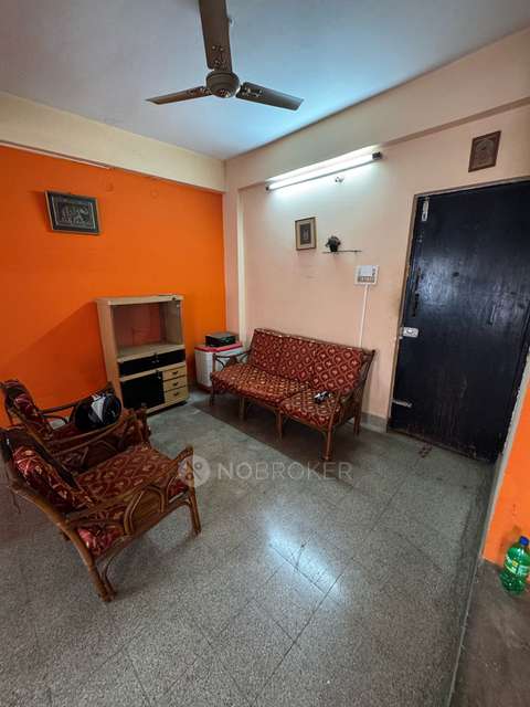 2 BHK Flat In Srinivasa Apartment for Rent  In C V Raman Nagar