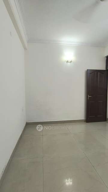 3 BHK Flat In Friends Appartment  For Sale  In Sahibabad