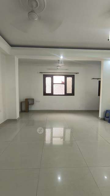 3 BHK Flat In Friends Appartment  For Sale  In Sahibabad
