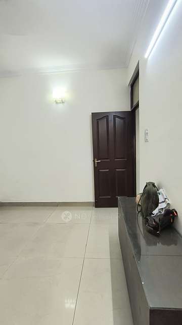 3 BHK Flat In Friends Appartment  For Sale  In Sahibabad