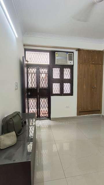3 BHK Flat In Friends Appartment  For Sale  In Sahibabad