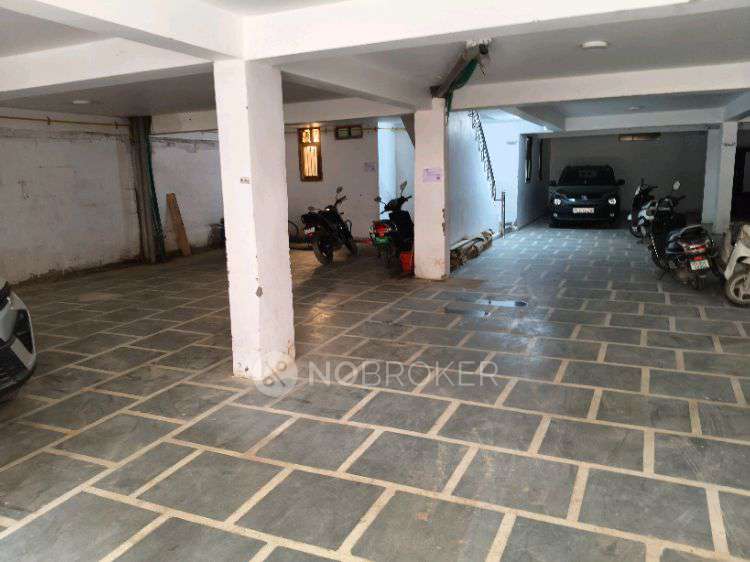 2 BHK Flat In Plot No 9&10 For Sale  In Razapur Khurd