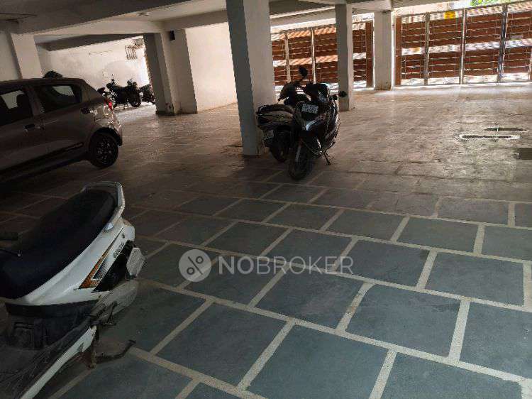 2 BHK Flat In Plot No 9&10 For Sale  In Razapur Khurd