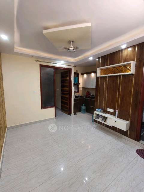 2 BHK Flat In Plot No 9&10 For Sale  In Razapur Khurd