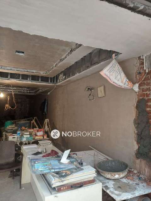 Godown/Warehouse in Khanpur, Delhi for sale