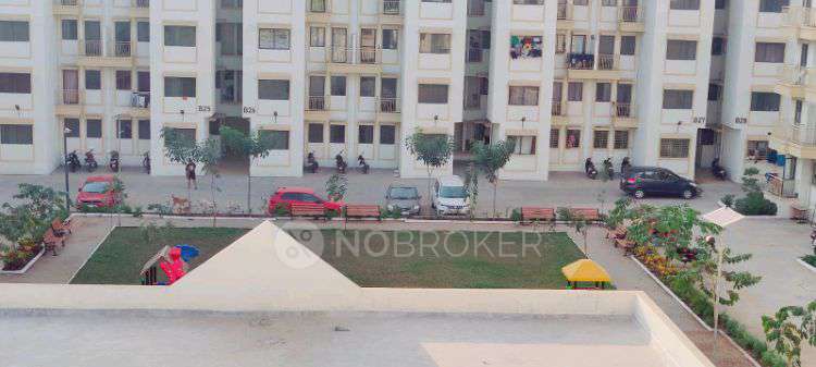1 BHK Flat In Peninsula Address One Phase 2 For Sale  In Mamurdi