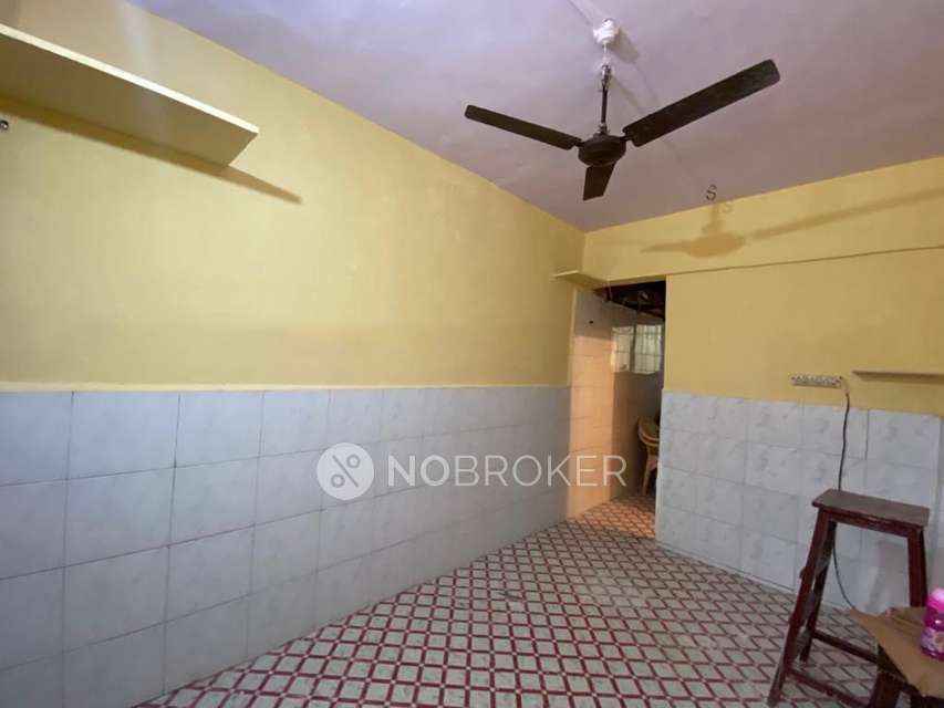 1 RK Flat For Sale  In Mulund East