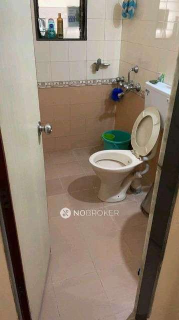 2 BHK Flat In Ashok Nagar Building No.8a Co Operative Society Limited For Sale  In Balkum Naka