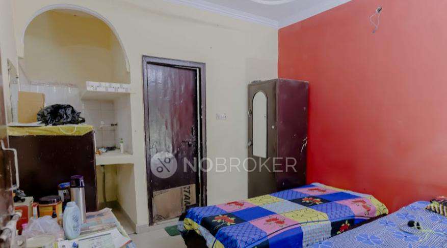 PG for Girls in Geeta Colony