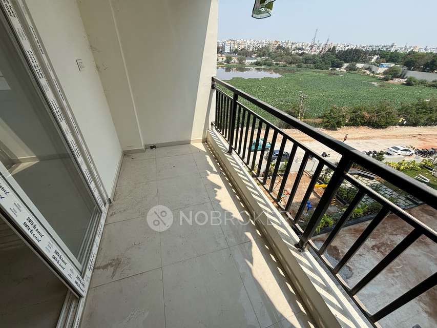 2 BHK Flat In Endeco Lakeview Apartments For Sale  In Hafeezpet