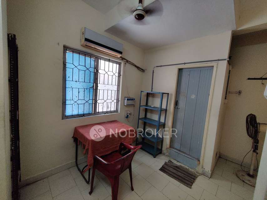 Ramesh mahesh apartment (Bachelors Preferred) Mylapore Rent WITHOUT