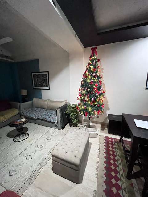 4+ BHK Flat In Apartment  For Sale  In Chhatarpur 