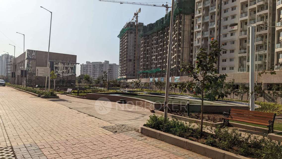 2 BHK Flat In Purva Silversands For Sale  In Mundhwa