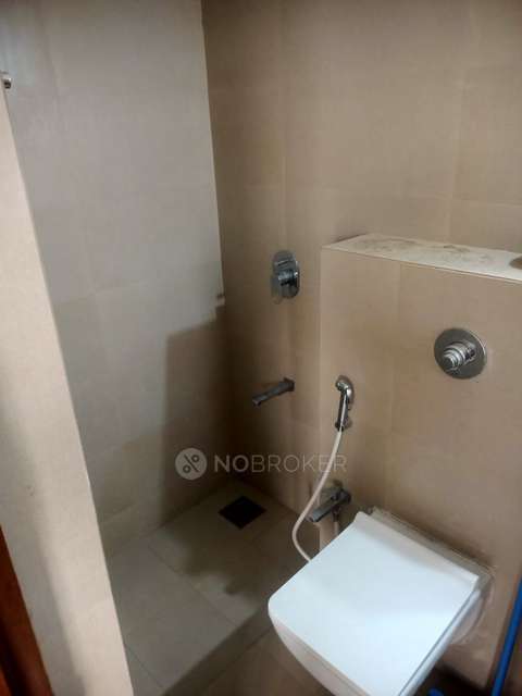 2 BHK Flat In  Poddar Praha Diamond Phase I For Sale  In Chembur