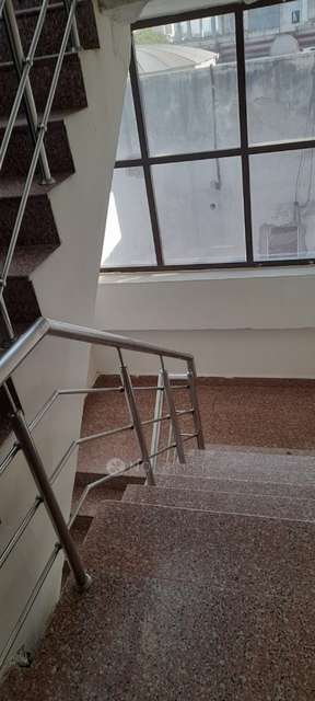 PG for Boys in Sector 69