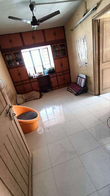 Shared Room for Male In 2 BHK  In Satndlone Building In Narayan Peth,