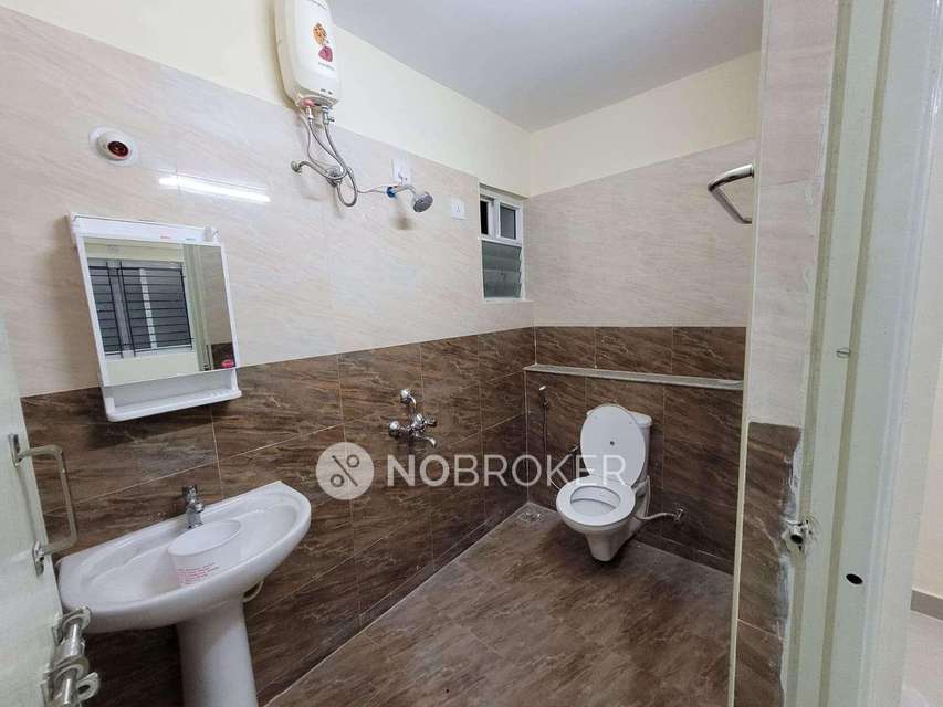 3 BHK Flat In Standalone Building  For Sale  In Huskuru