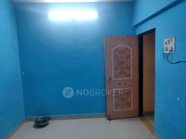 1 BHK Flat In Paras Plaza For Sale  In Rg Gadkari Rd