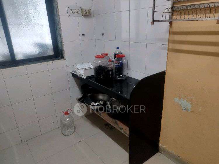 1 BHK Flat In Paras Plaza For Sale  In Rg Gadkari Rd